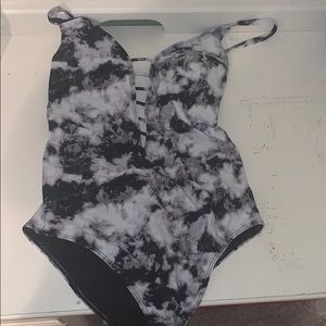 one piece bathing suit